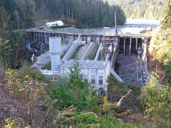 1024px-Elwha_Dam